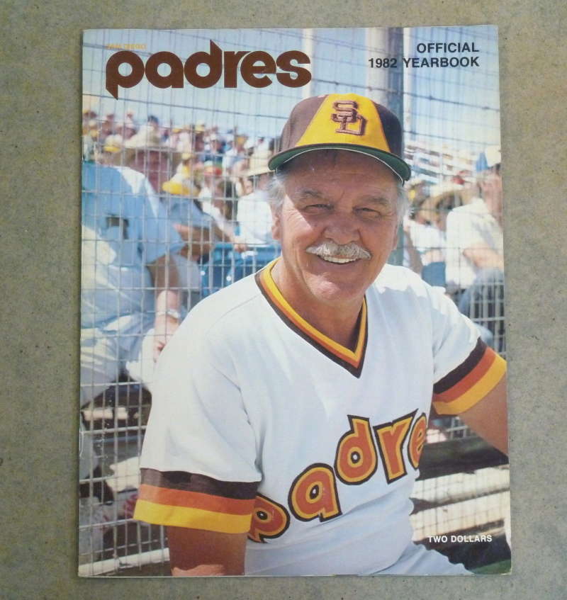SAN DIEGO PADRES BASEBALL YEARBOOK - 1982 - NEAR MINT